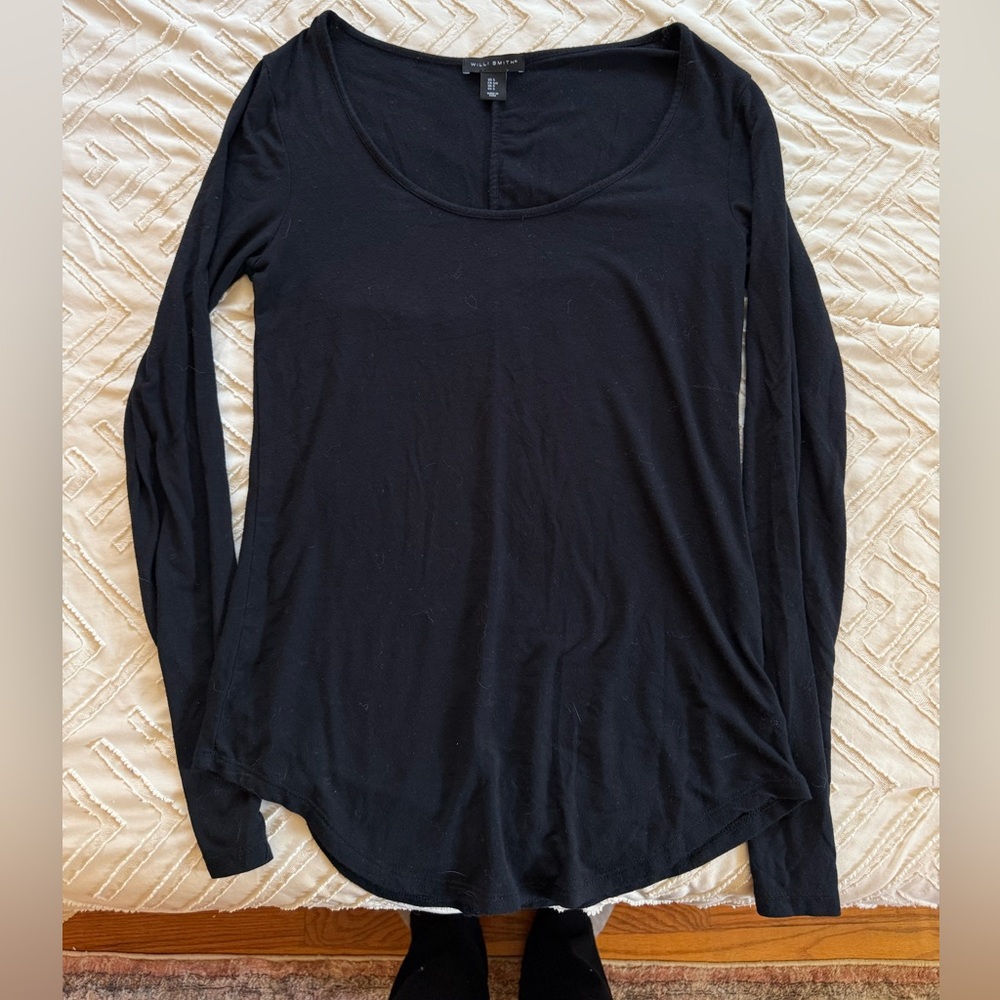 Scoop Neck Long Black Sleeve